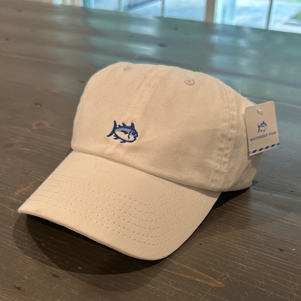 Southern Tide White Hat with Blue Fish Logo